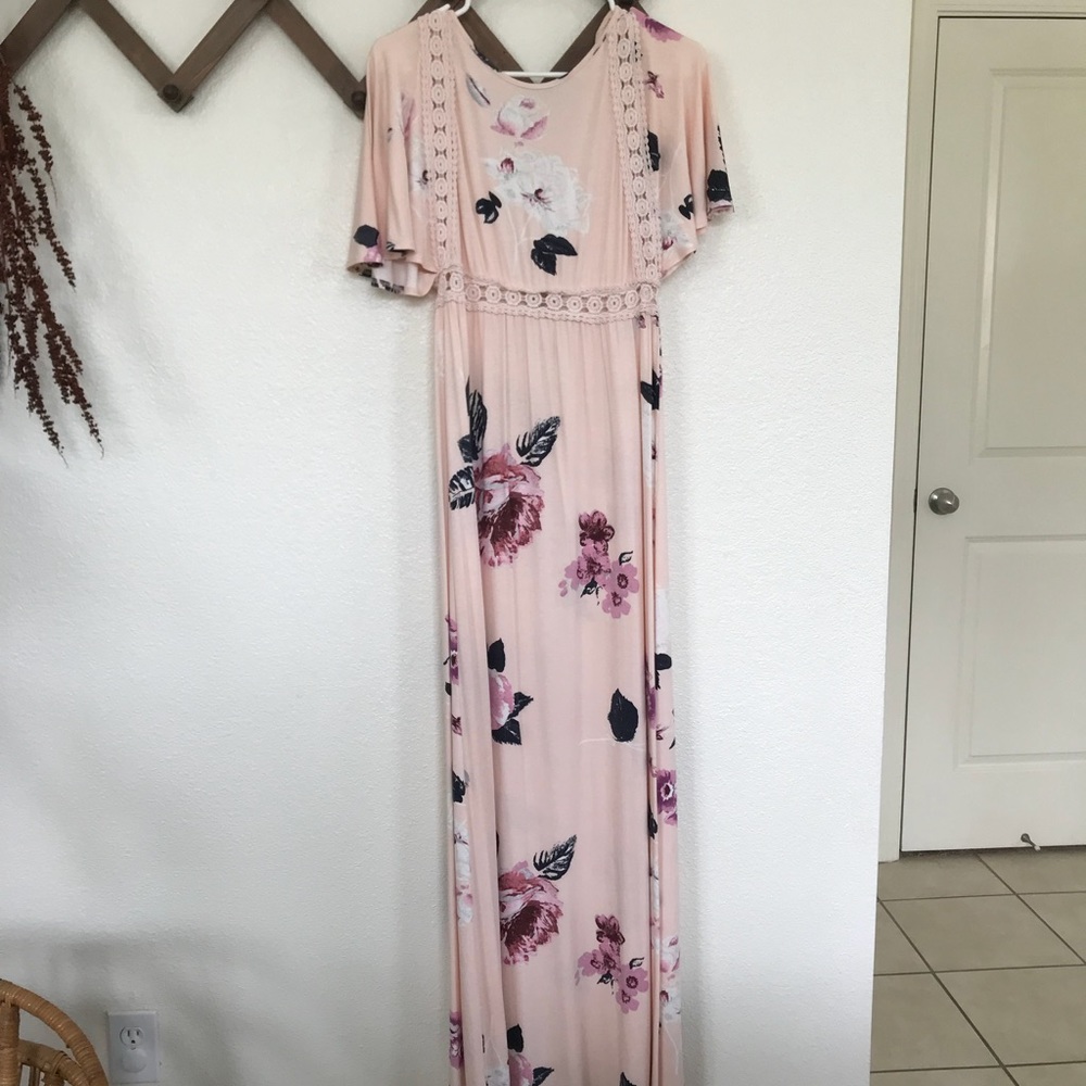 *SOLD* ASOS floral Maxi Dress